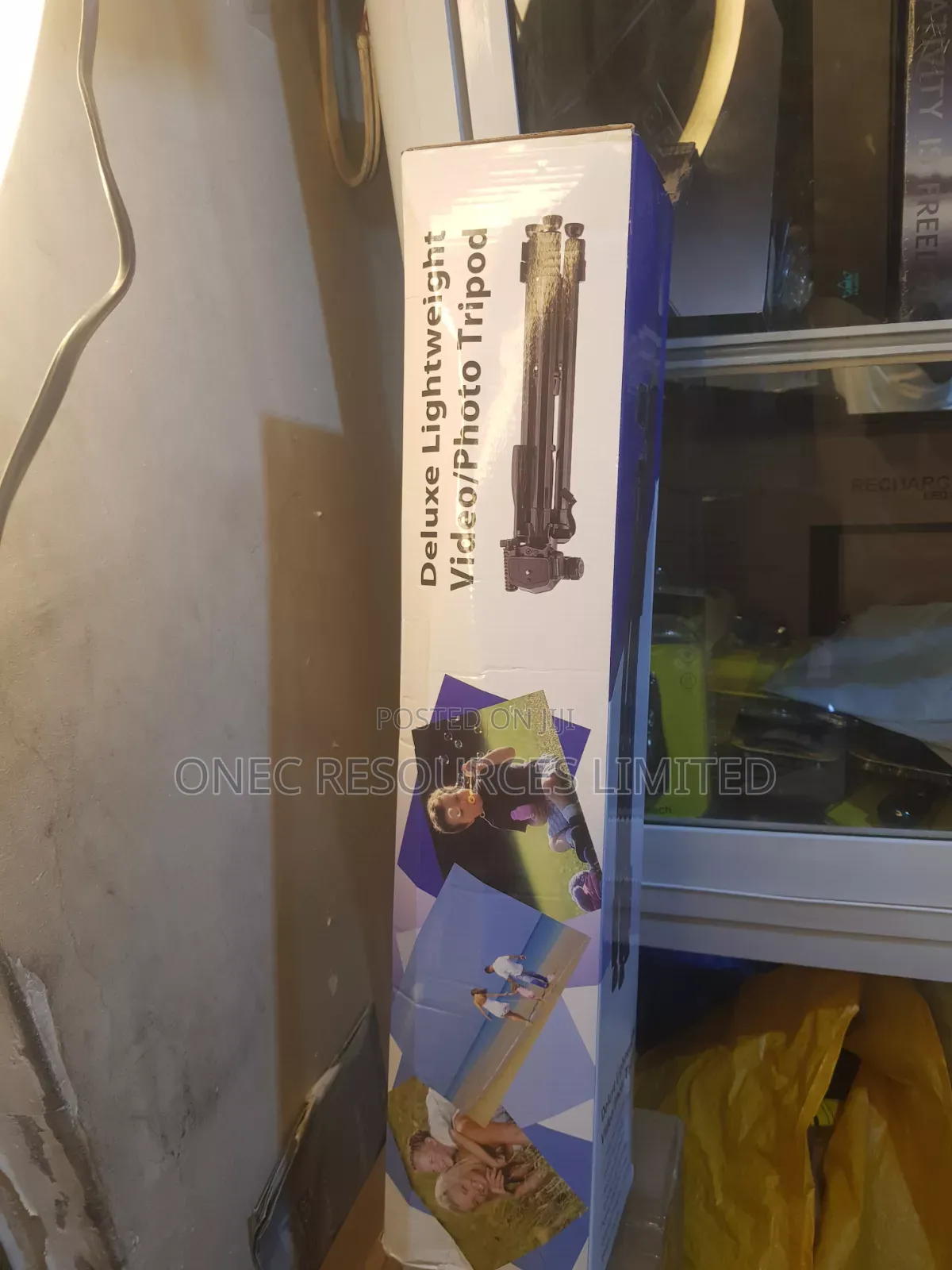 Deluxe Video Tripod