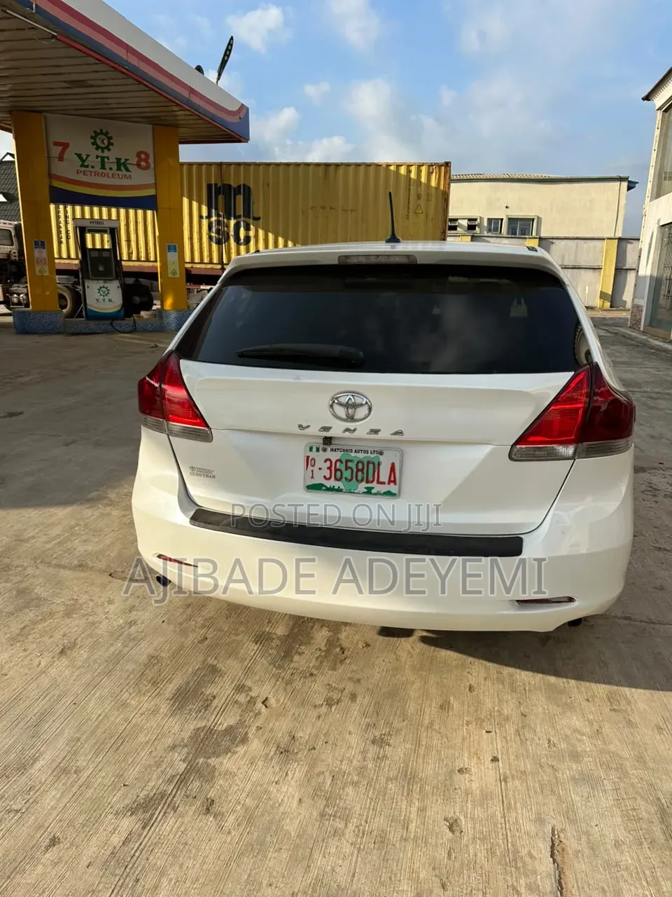 Toyota Venza 2010 White