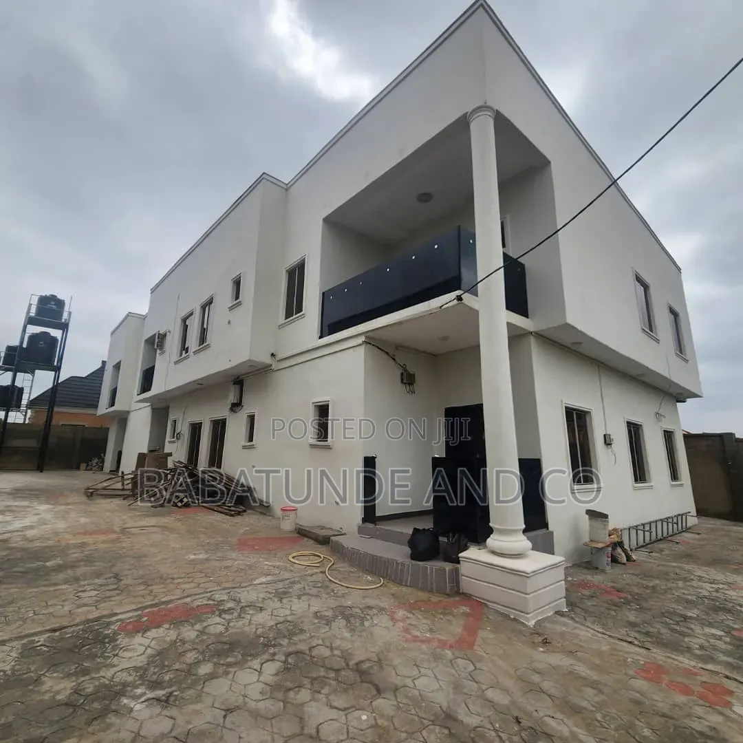 2bdrm Duplex in Teachers Quaters, for rent