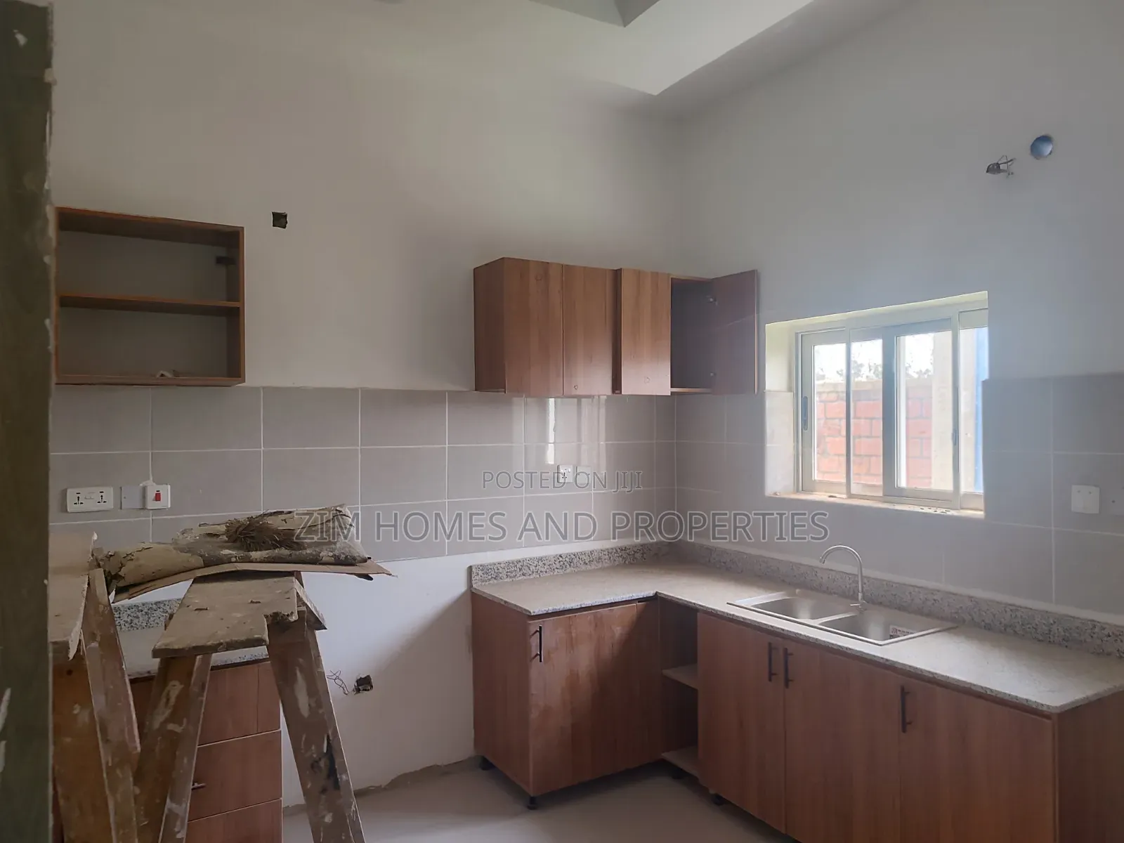 4bdrm Duplex in Zim Homes And, Lokogoma for rent