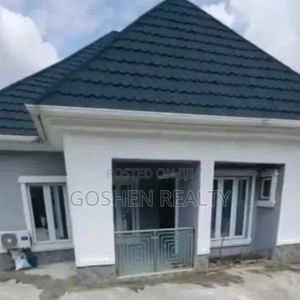 3bdrm Bungalow in Dawaki New for sale