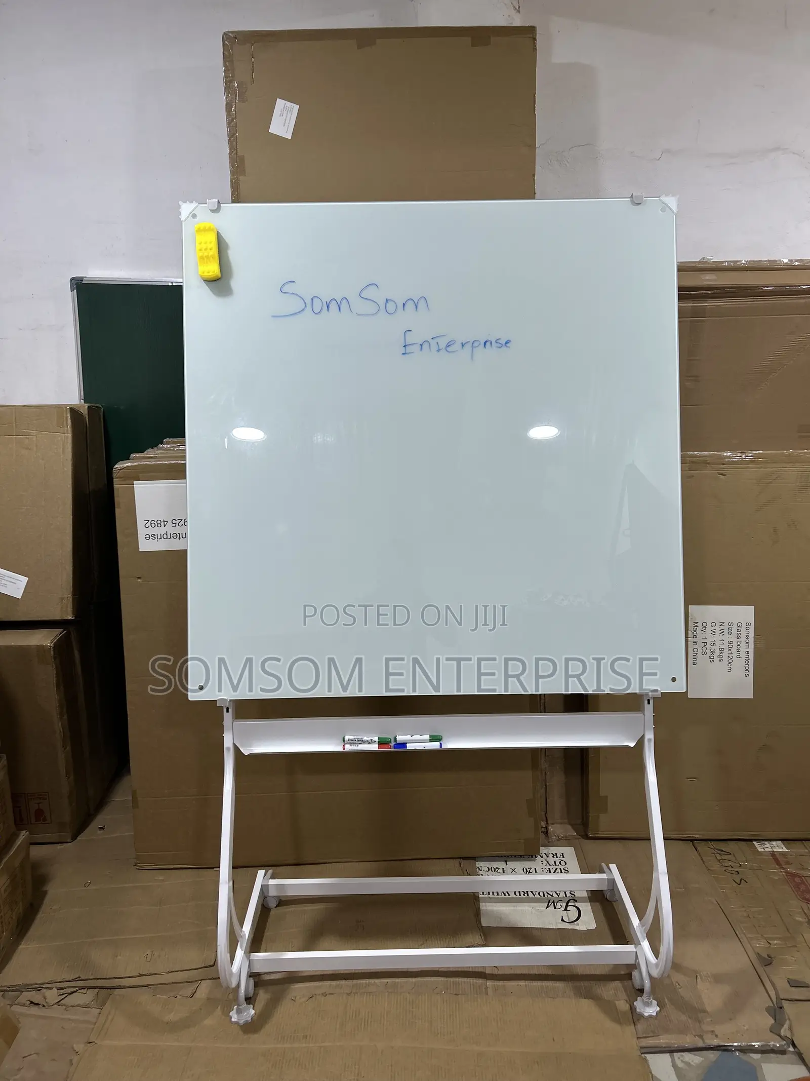 Executive Magnetic Glass Board With Stand 120x120cm (4x4ft)