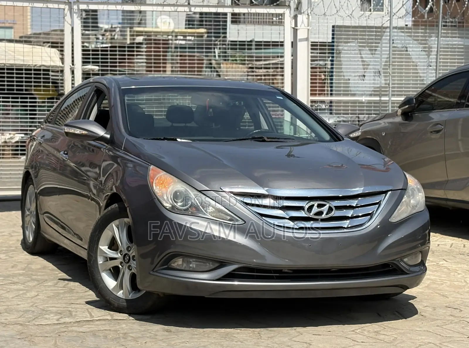 Hyundai Sonata 2011 Gray