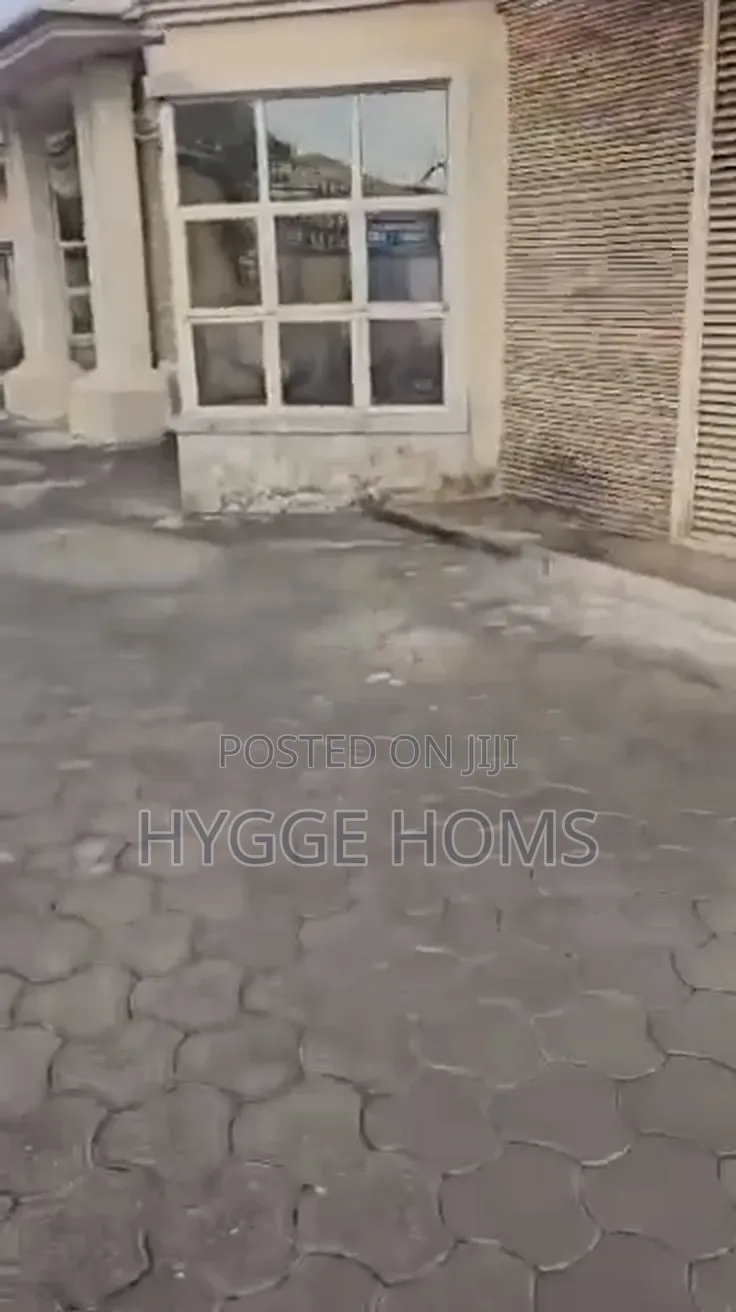 4bdrm Bungalow in Maplewood Estate, Oko-Oba for sale