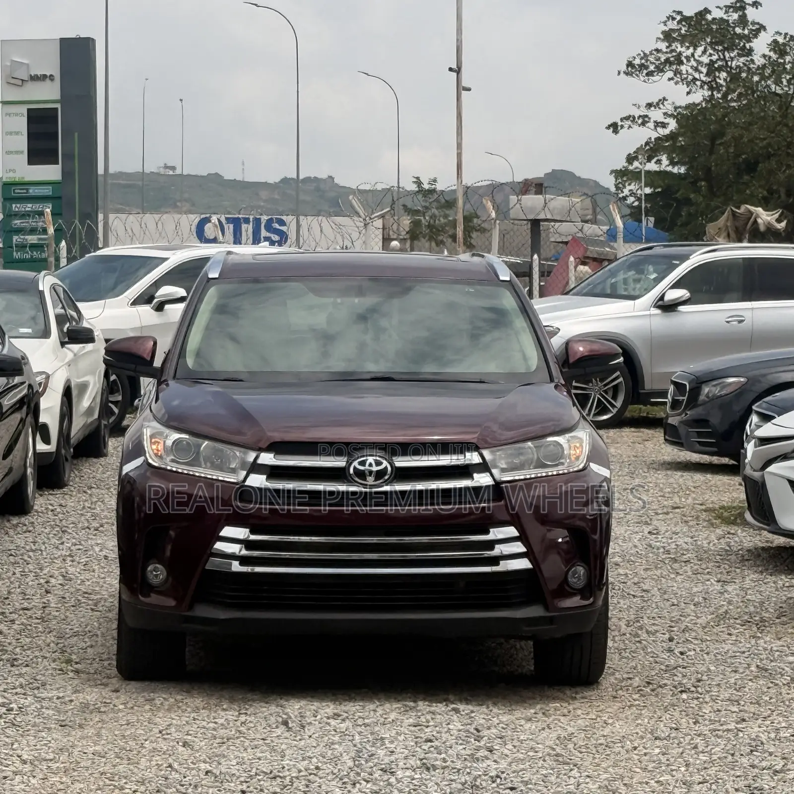 Toyota Highlander 2016 Burgundy