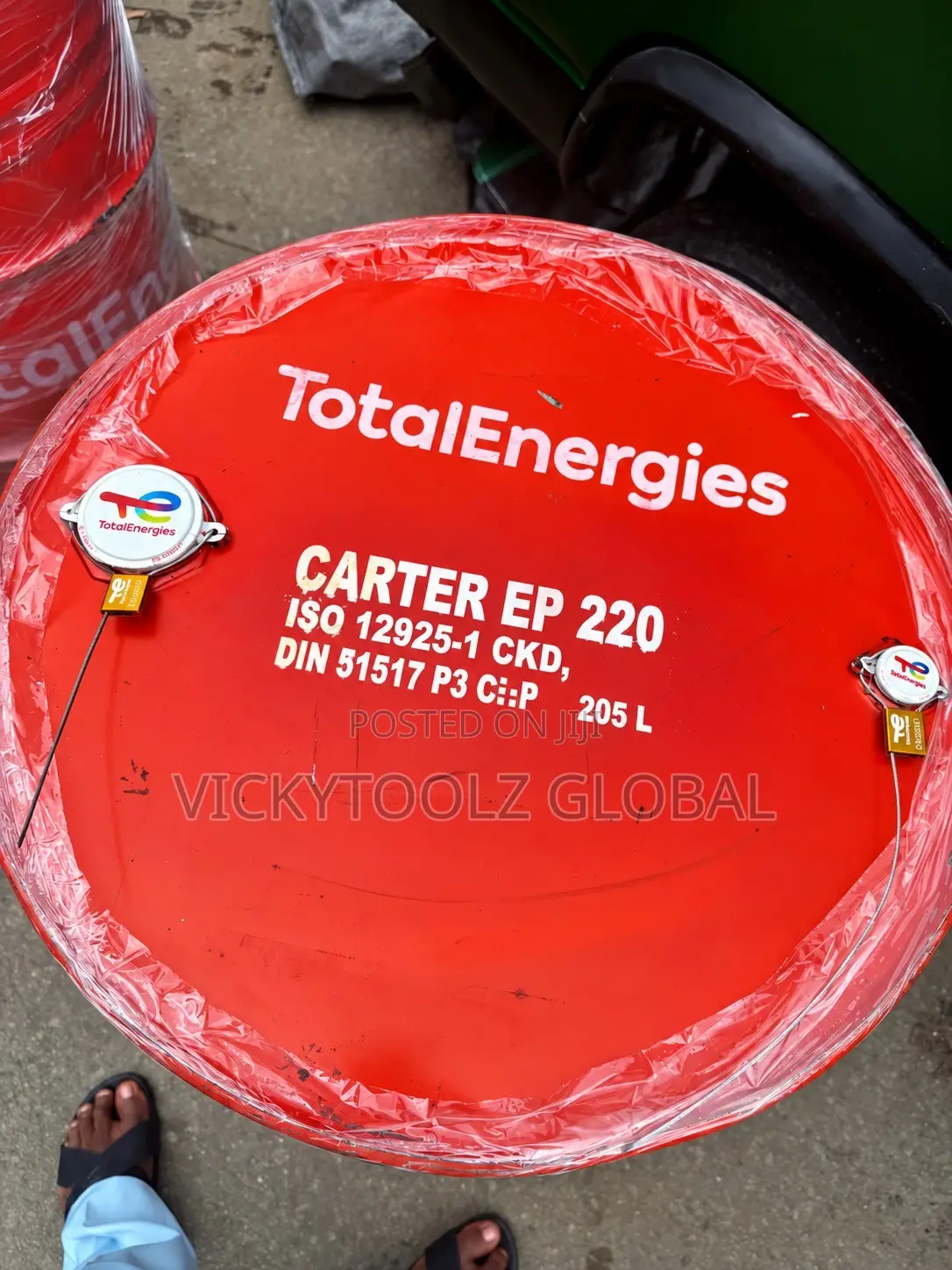 205liters of Totalenergies Carter Ep 220 Industrial Gear Oil