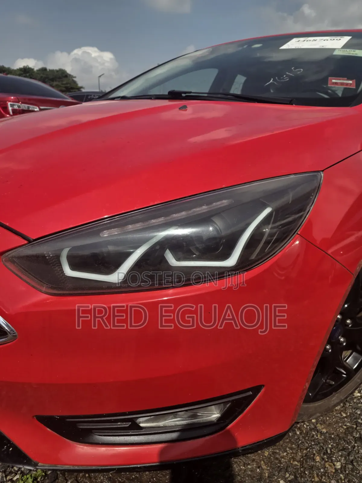 Ford Focus SE Hatchback FWD (1.0L 3cyl 5M) 2016 Red