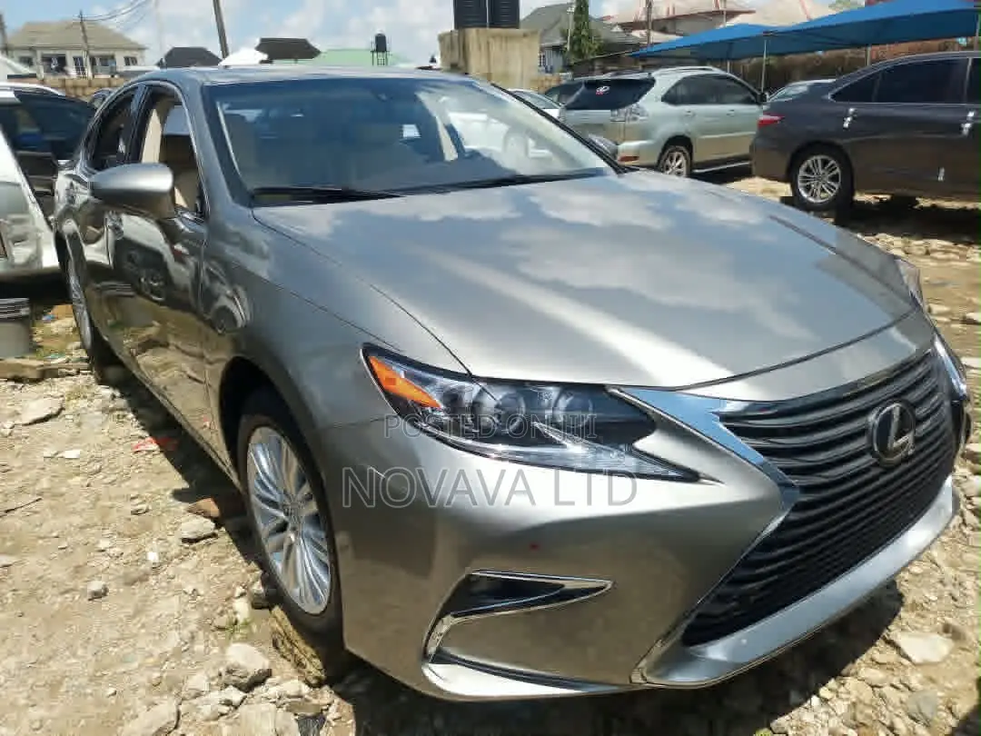 Lexus ES 350 FWD 2016 Gold
