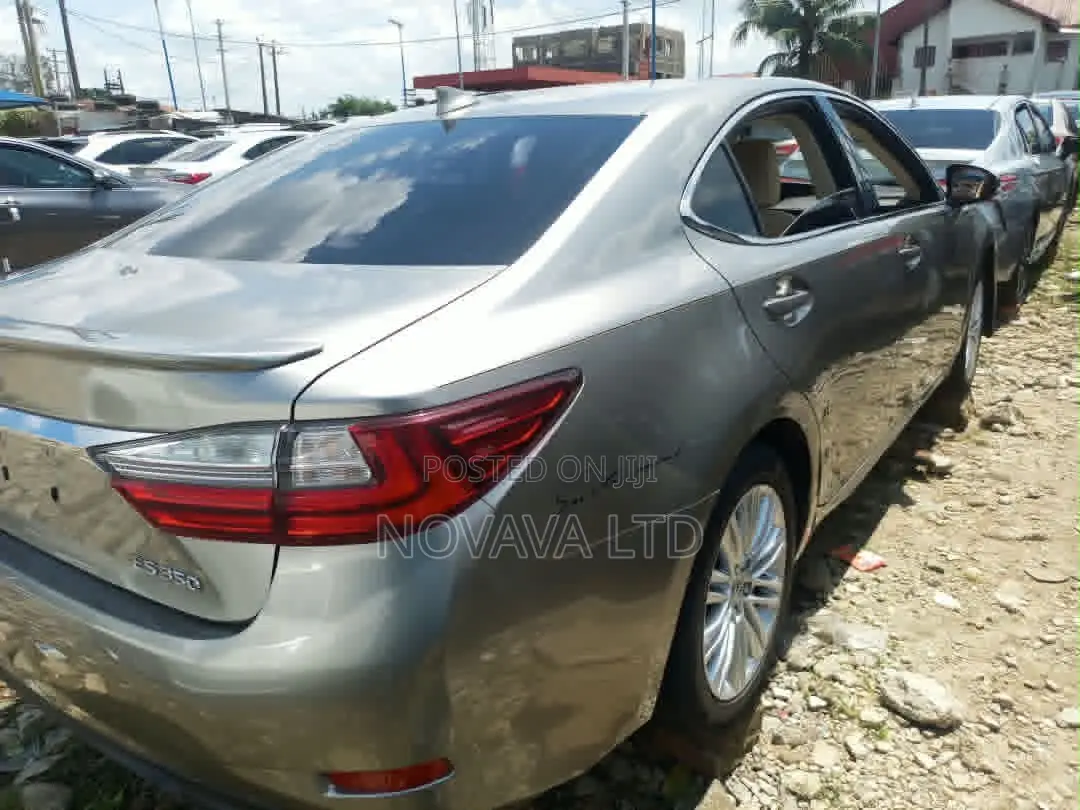 Lexus ES 350 FWD 2016 Gold