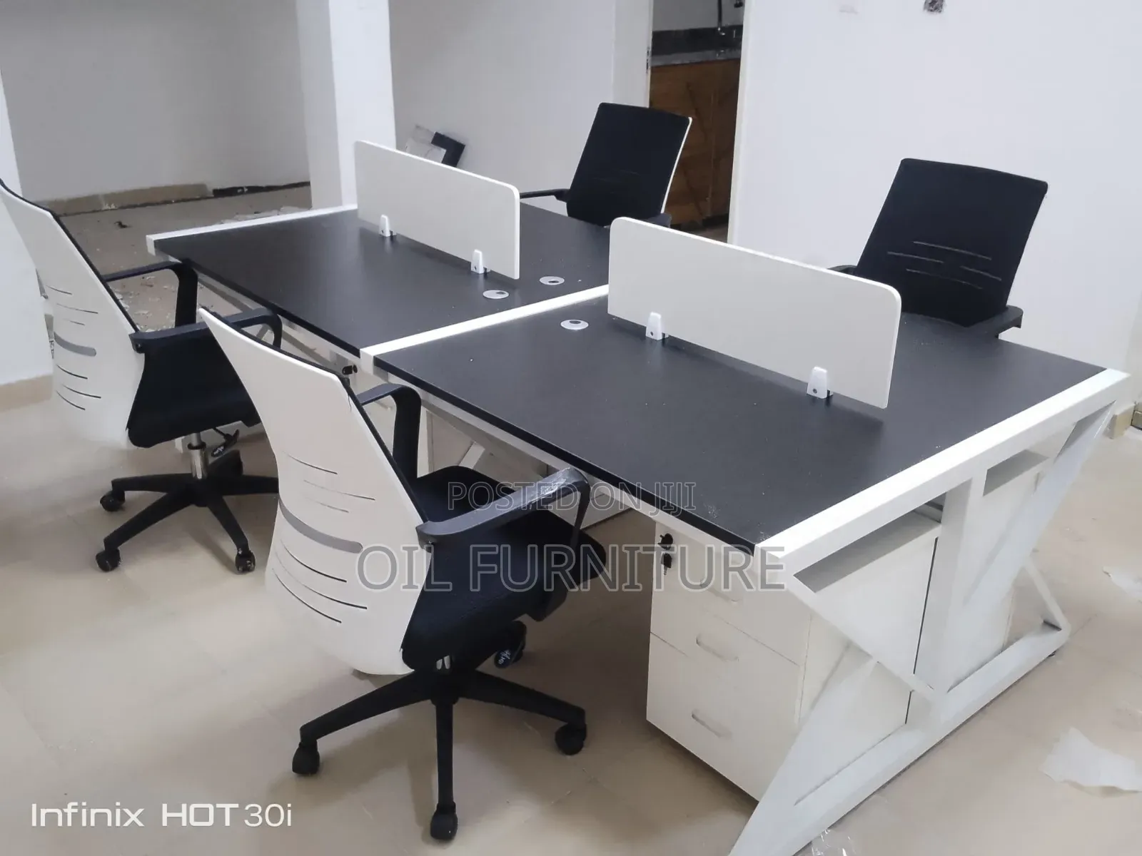 Modern 4-Person Office Workstation Desk With Pedestal Drawers