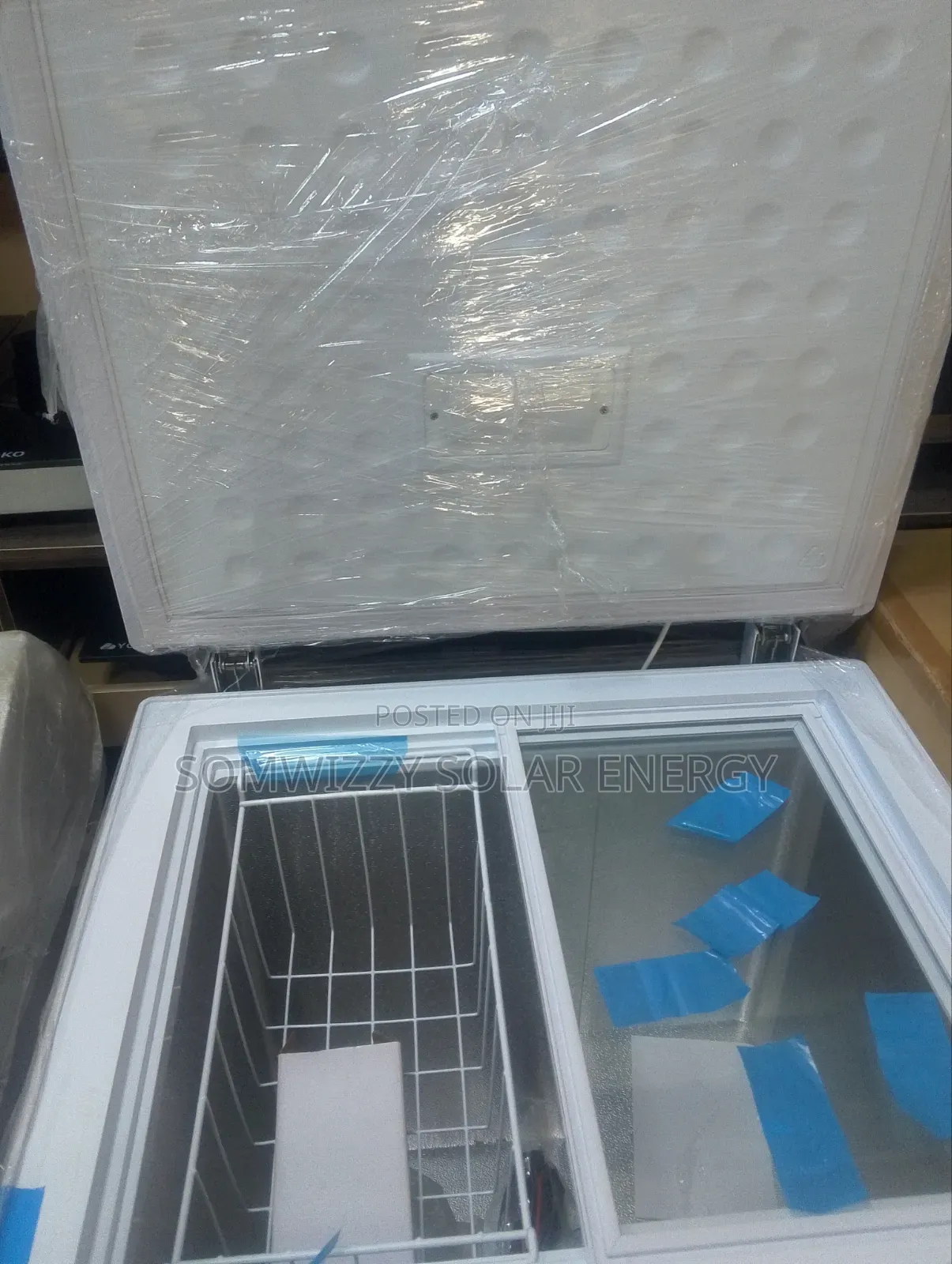 High Quality Solar Freezer 168 Litres Yohako