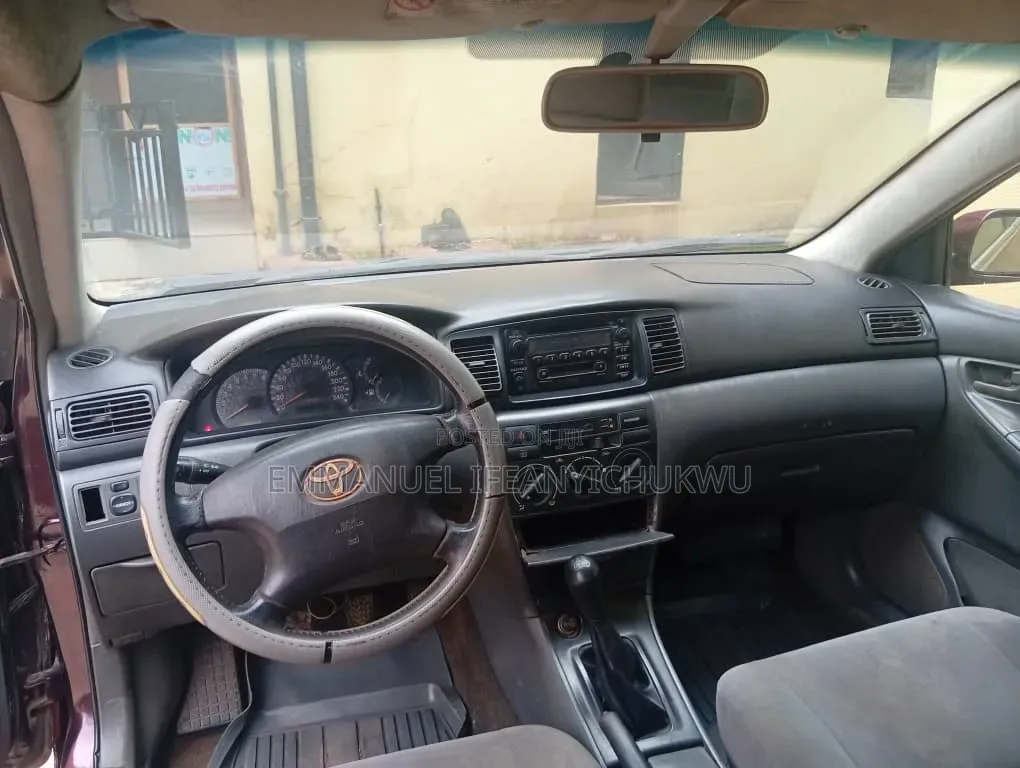 Toyota Corolla Sedan 2001 Brown