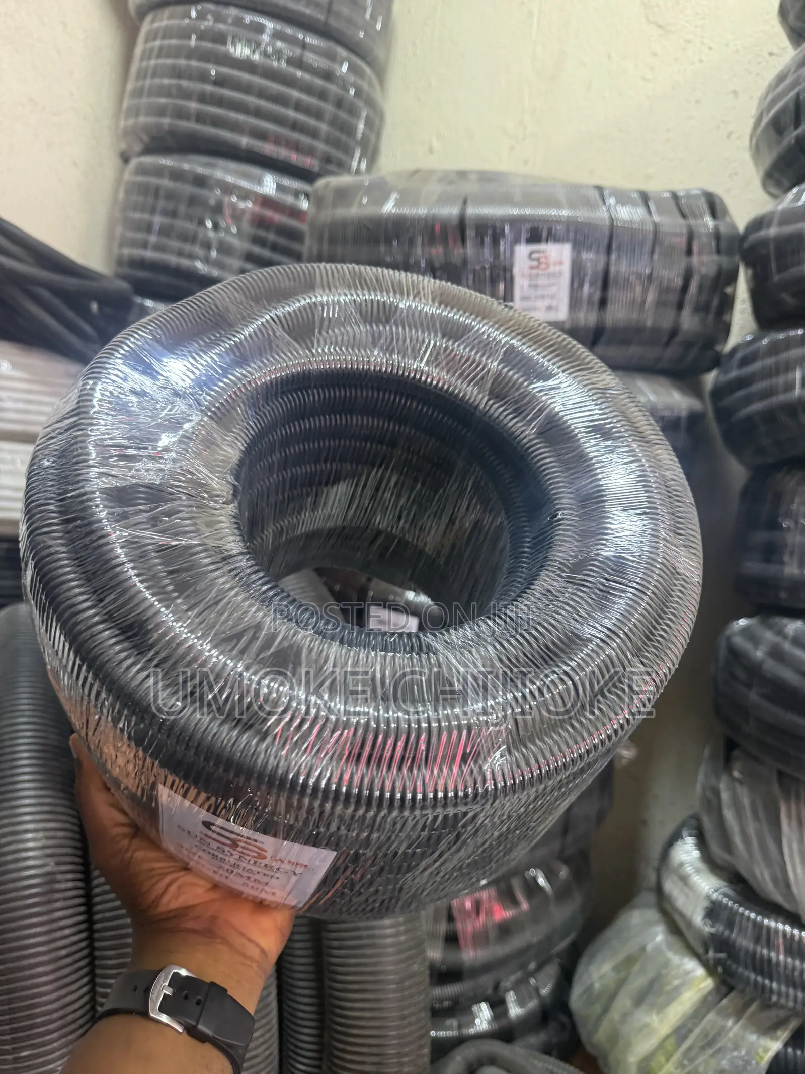 20mm Flexible Conduit Pipe 50m – Black & White