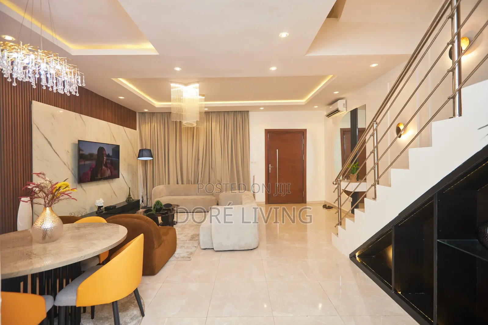 BOOK Luxury 4-Bedroom Duplex With Pool and Ps5 | Osapa London