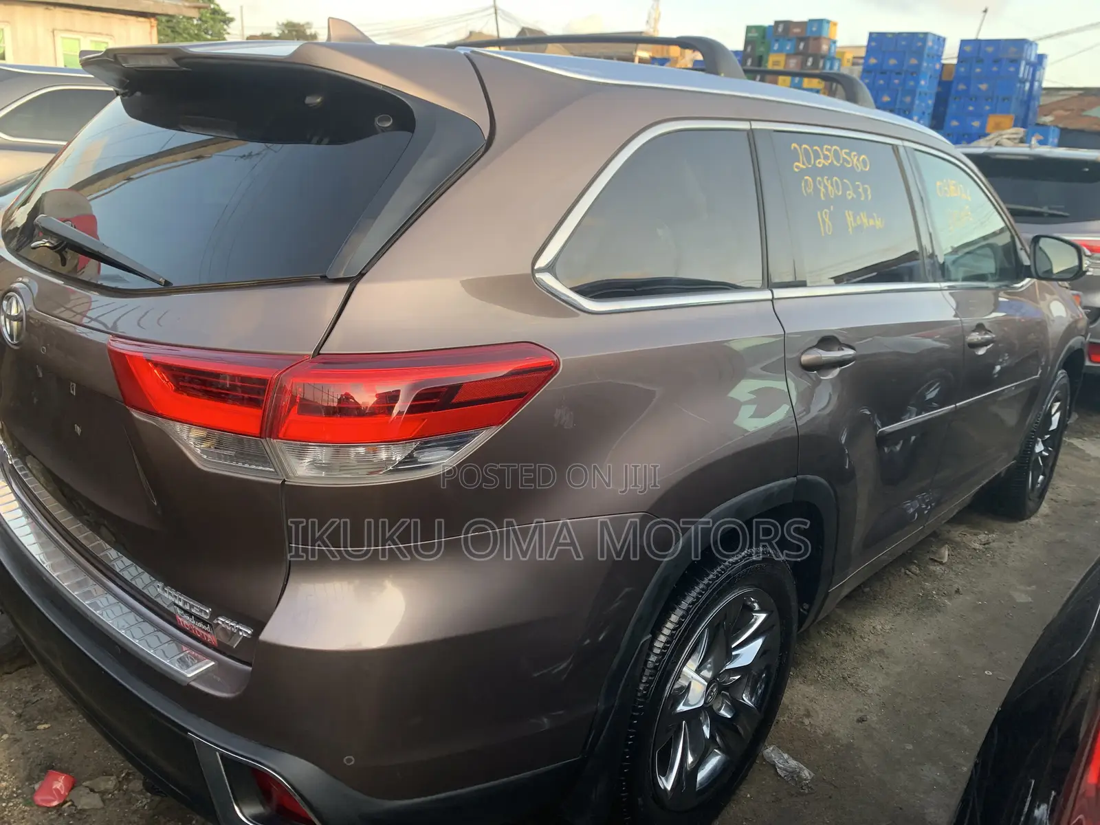 Toyota Highlander Limited Platinum 4x4 V6 (3.5L 6cyl 8A) 2018 Brown