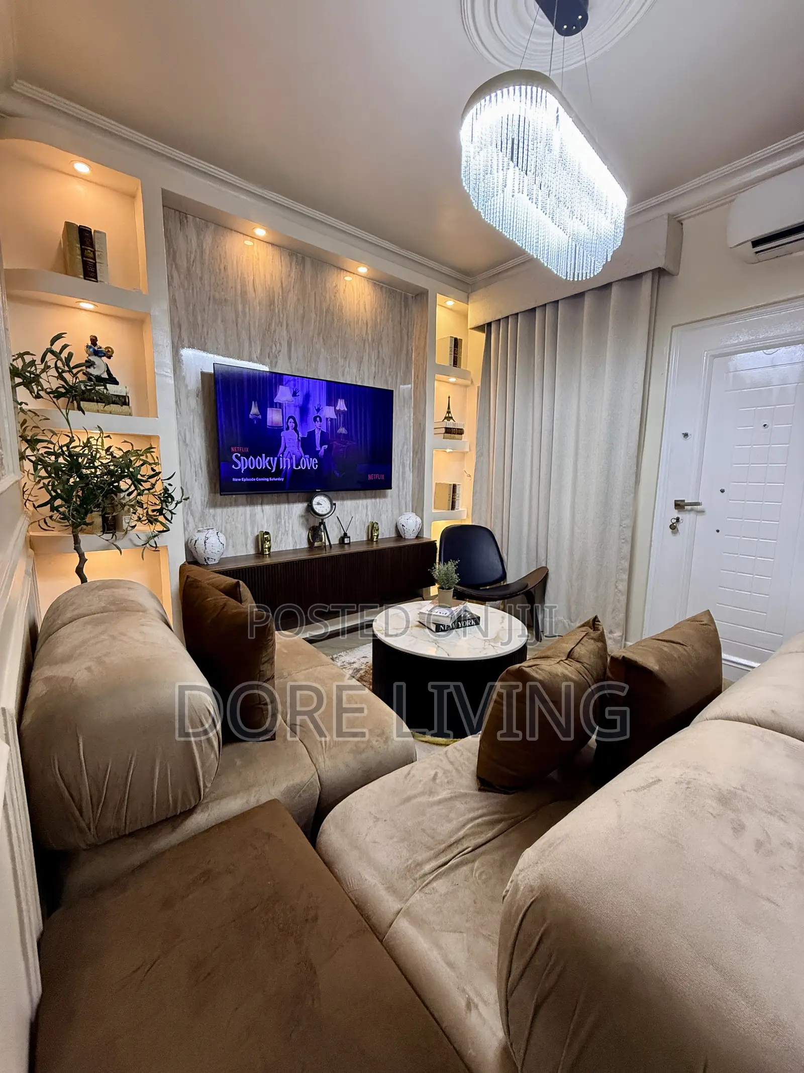 BOOK Modern 1-Bedroom Apartment (1) | Lekki Phase 1| No Caution Fees