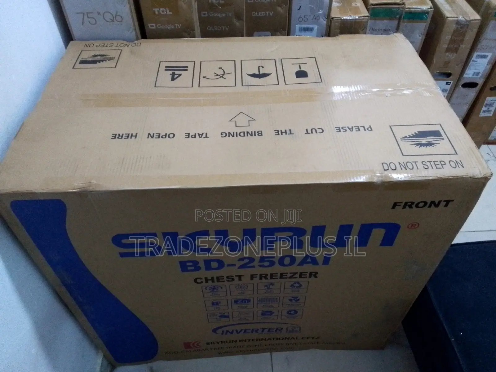 SkyRun Inverter Deep Freezer 250 Litres
