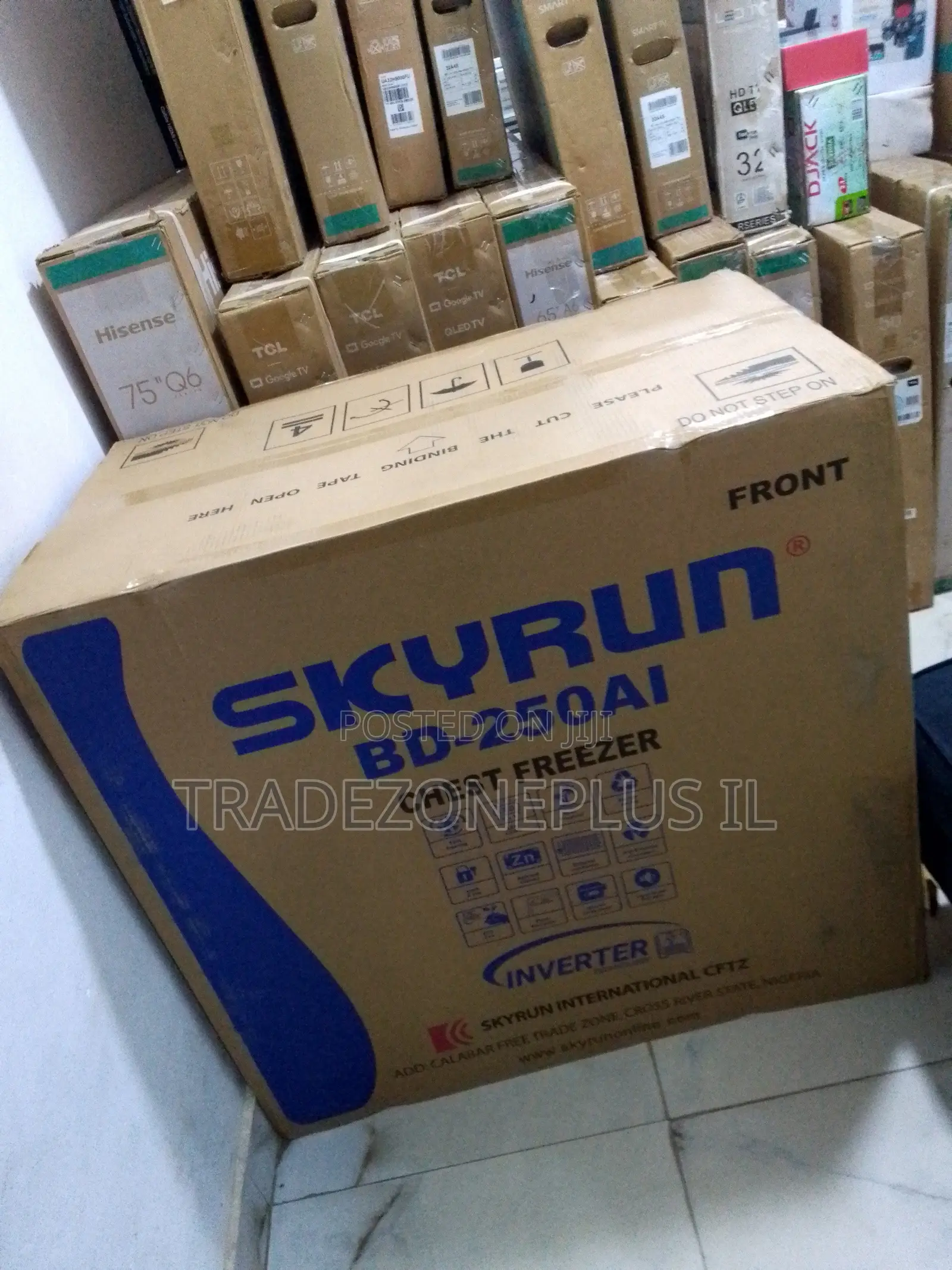 SkyRun Inverter Deep Freezer 250 Litres