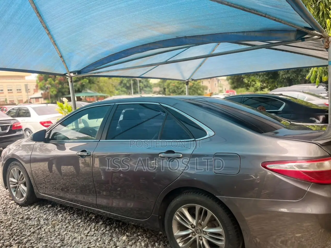 Toyota Camry SE 4dr Sedan (2.5L 4cyl 6A) 2015 Gray