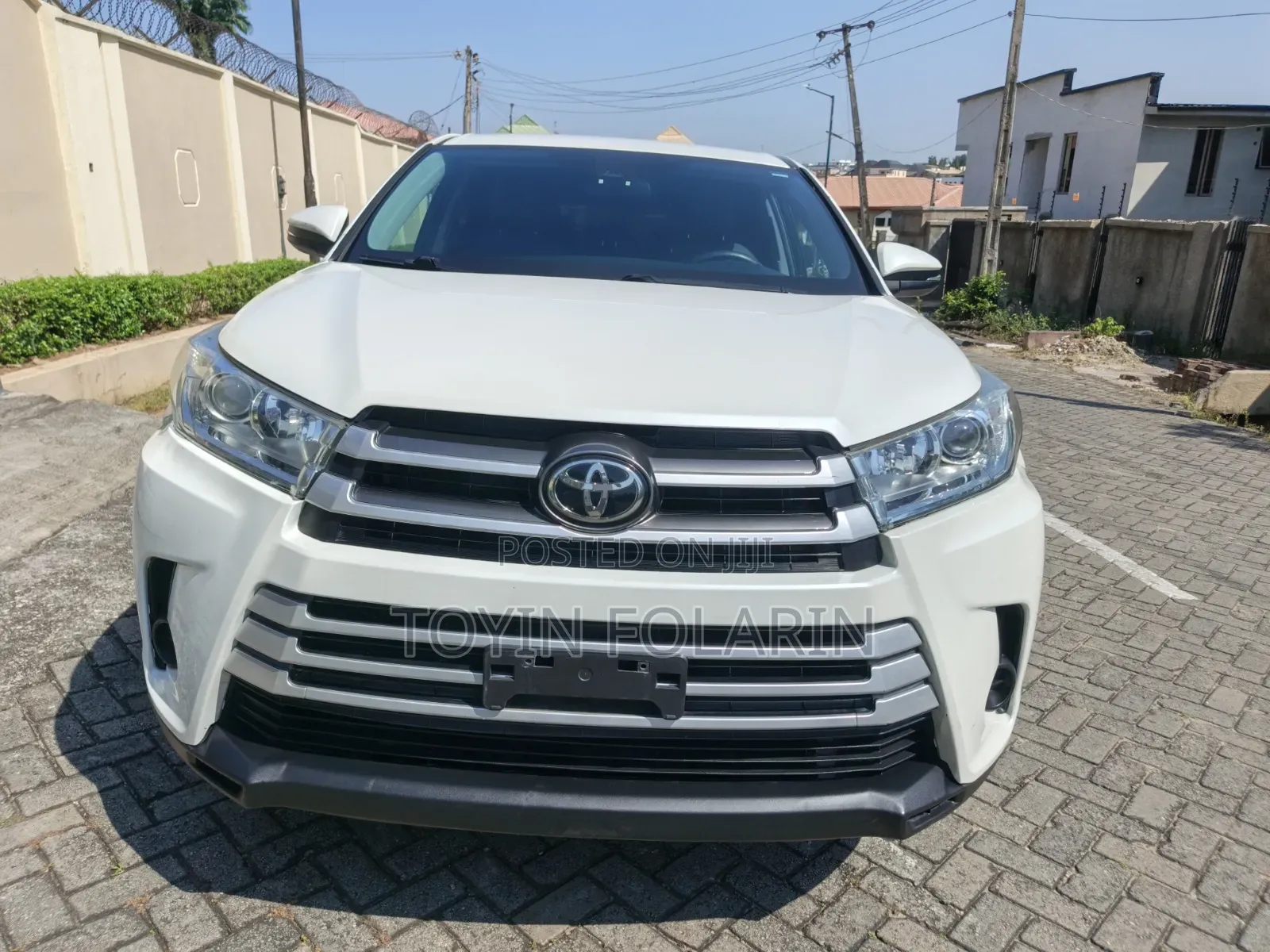 Toyota Highlander LE 2019 White