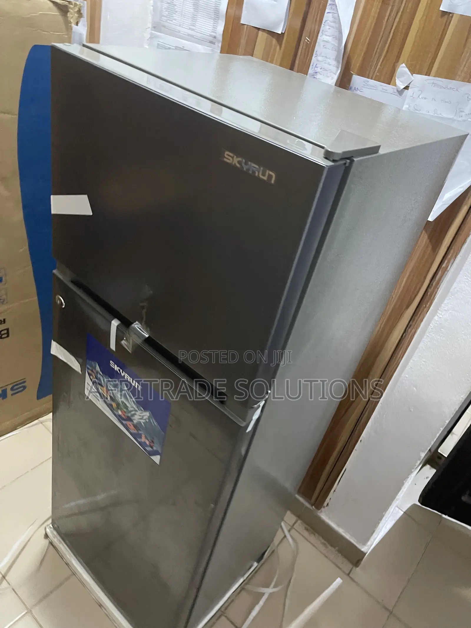 Skyrun BCD-200K 200 Litres Upright Fridge