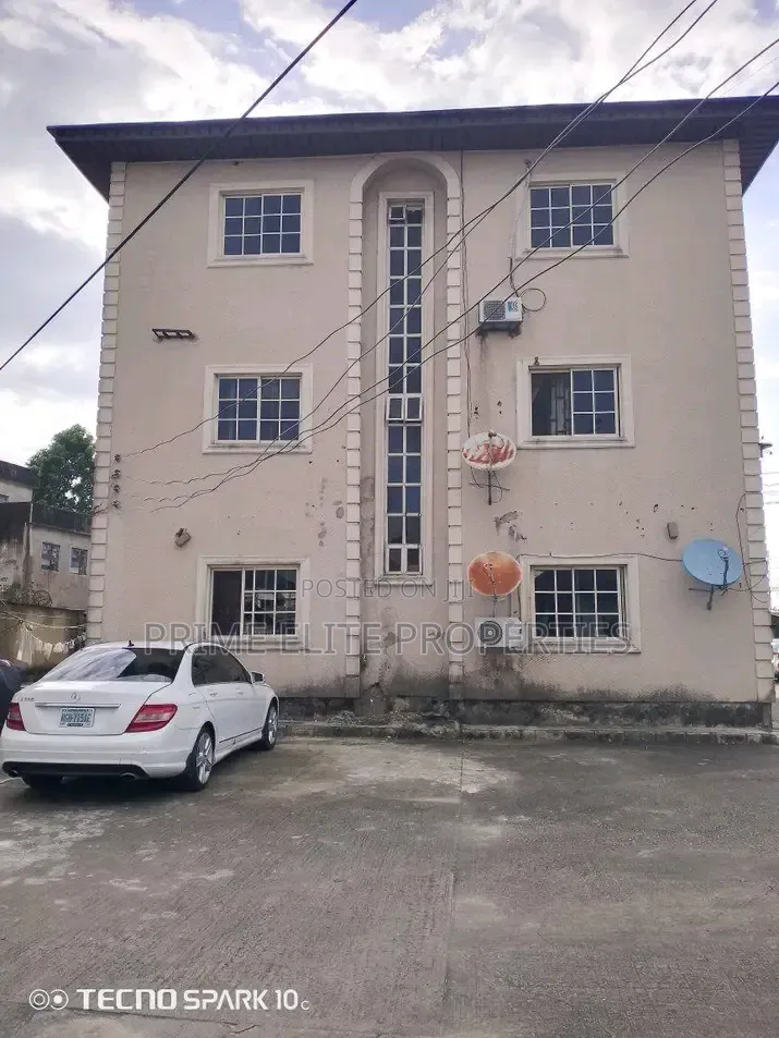 3bdrm Block of Flats in Afahaubeh, Uyo for rent