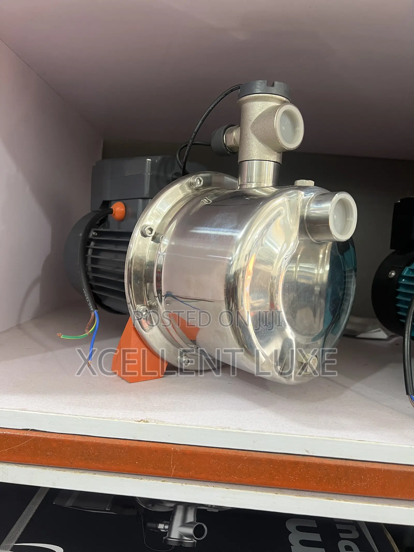 LEO 1hp Automatic Pressure Booster pump.made With Stainless Steel