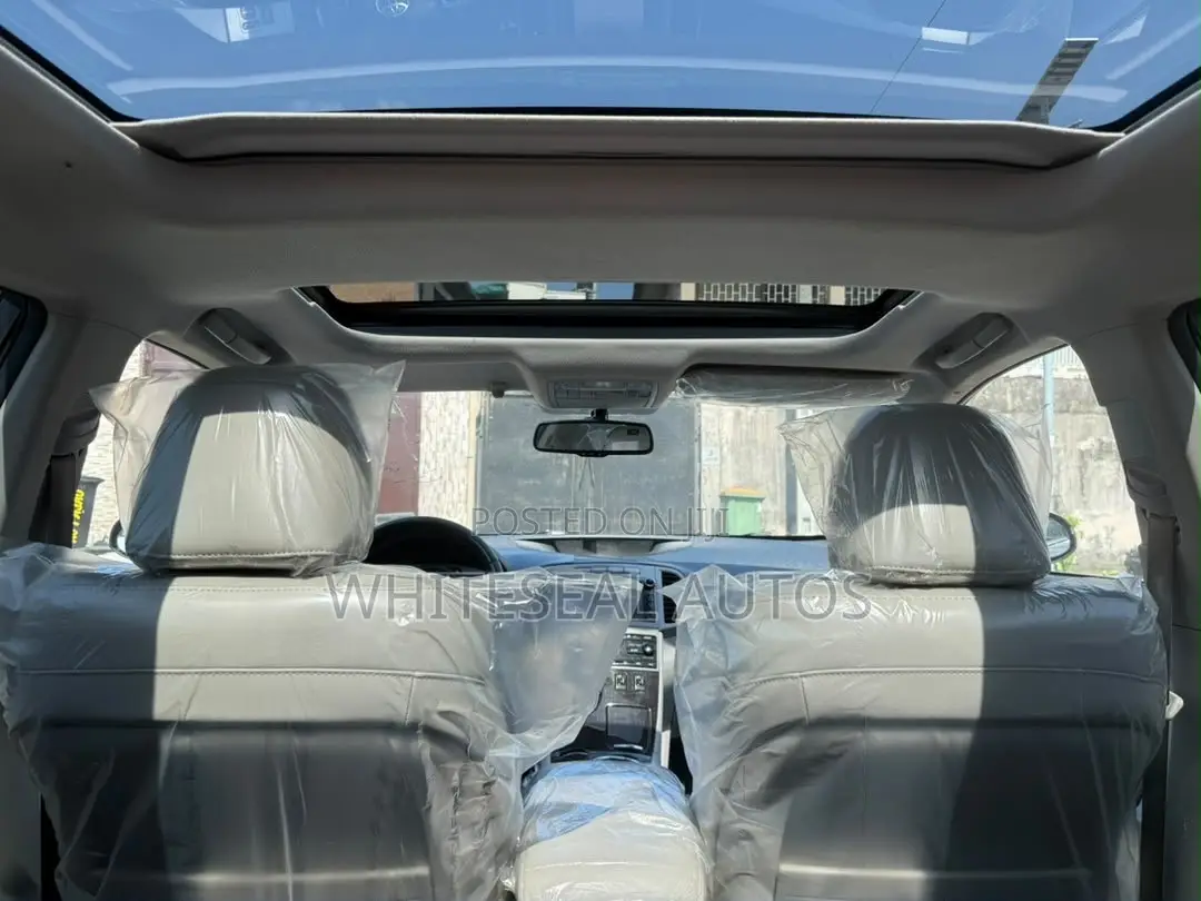 Toyota Venza Limited 4dr Wagon (3.5L 6cyl 6A) 2014 Gray