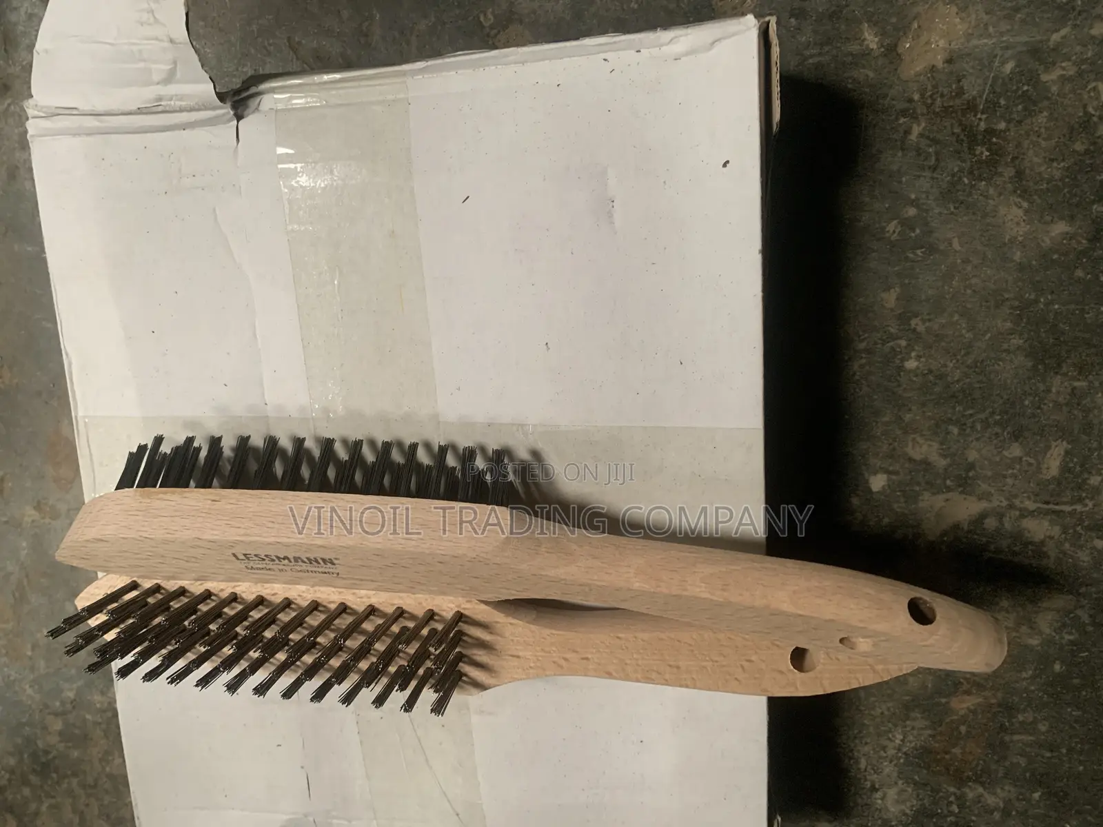 LESSMANN Hand Wire Brush - Wooden Handle - Steel Wire