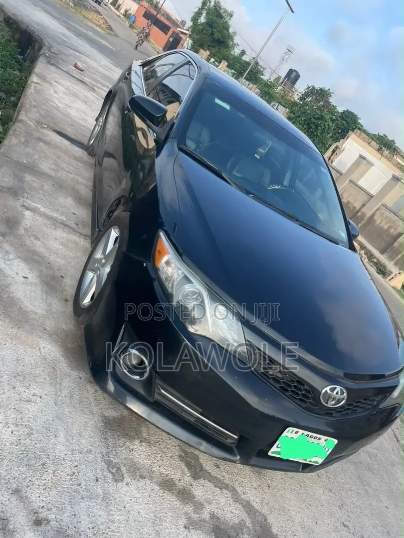 Toyota Camry 2013 Black