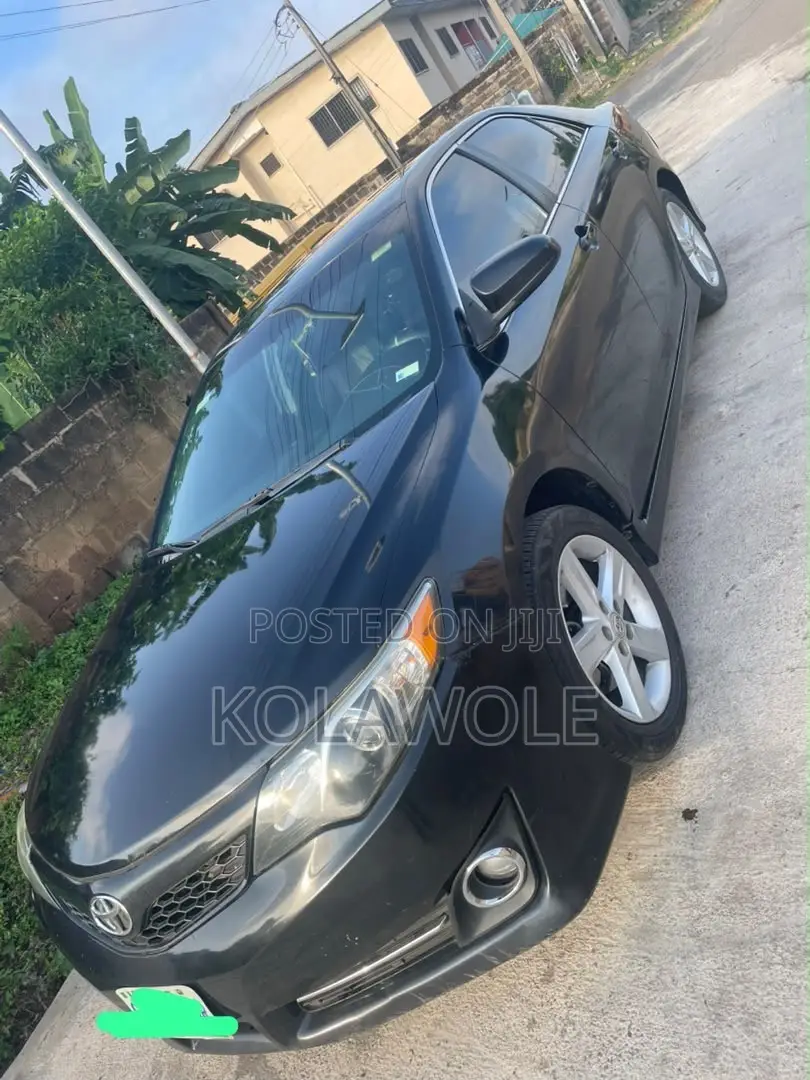 Toyota Camry 2013 Black