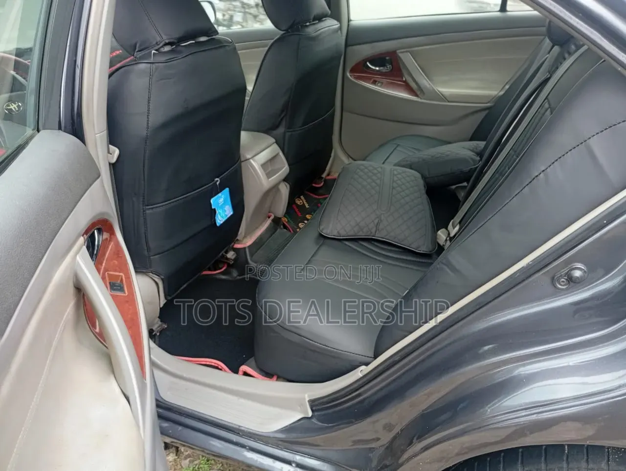 Toyota Camry LE 4dr Sedan (2.4L 4cyl 5A) 2009 Gray