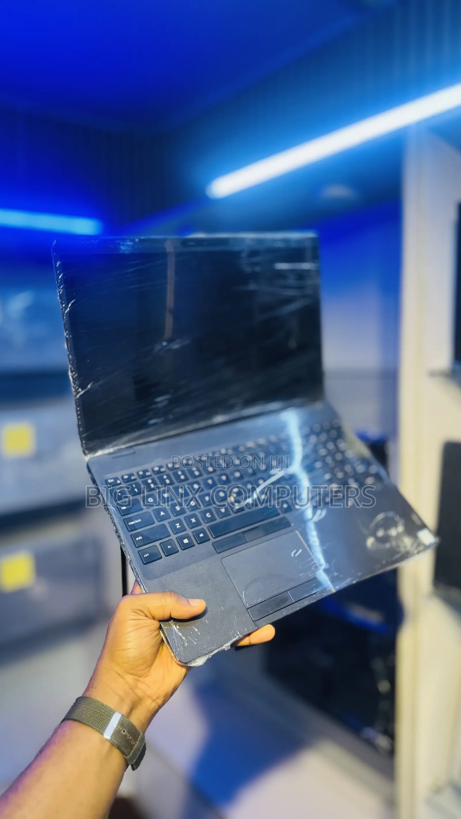 New Laptop Dell Latitude 5500 8GB Intel Core i7 SSD 128GB