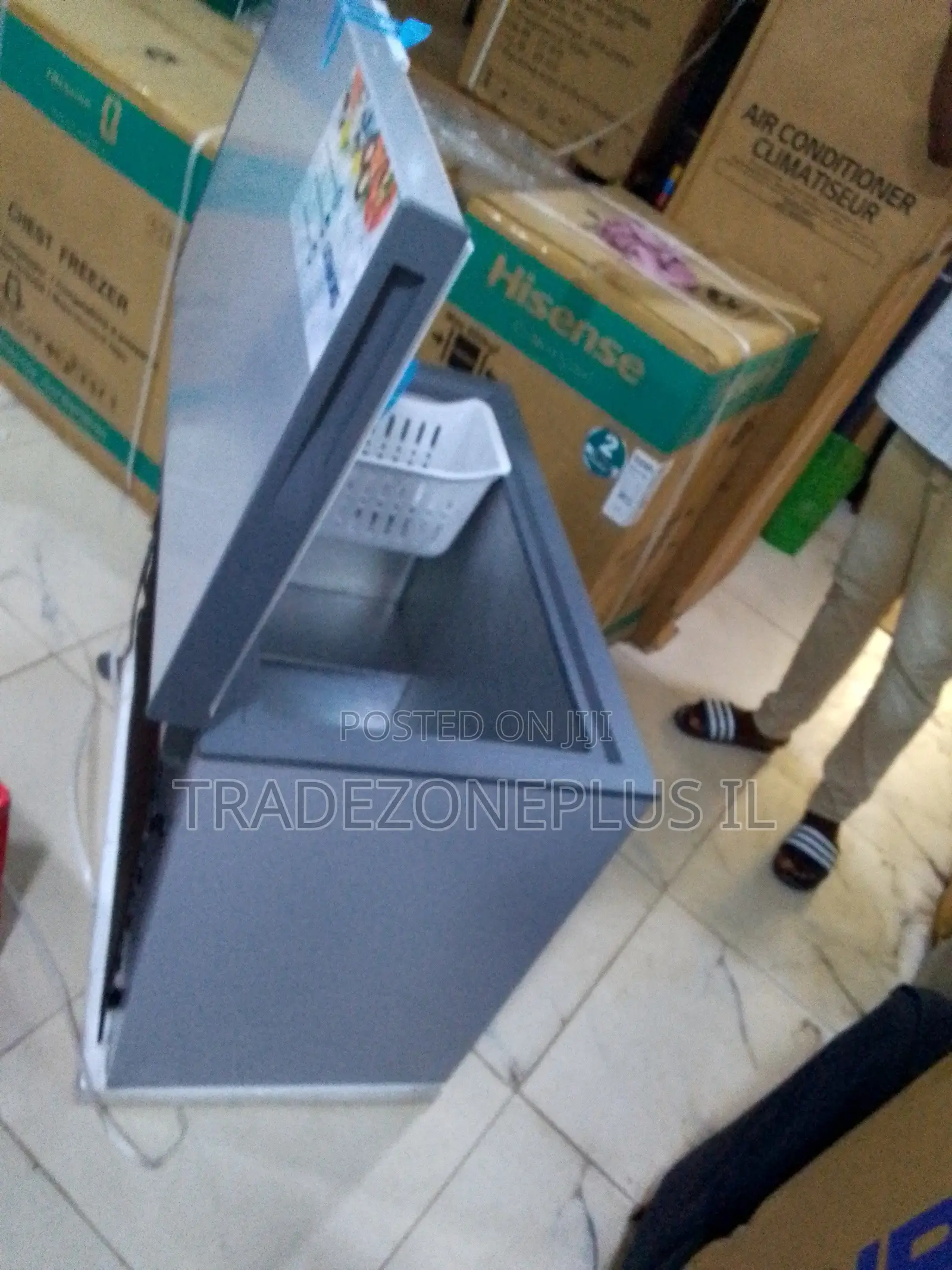 SkyRun Inverter Chest Freezer 250L Capacity