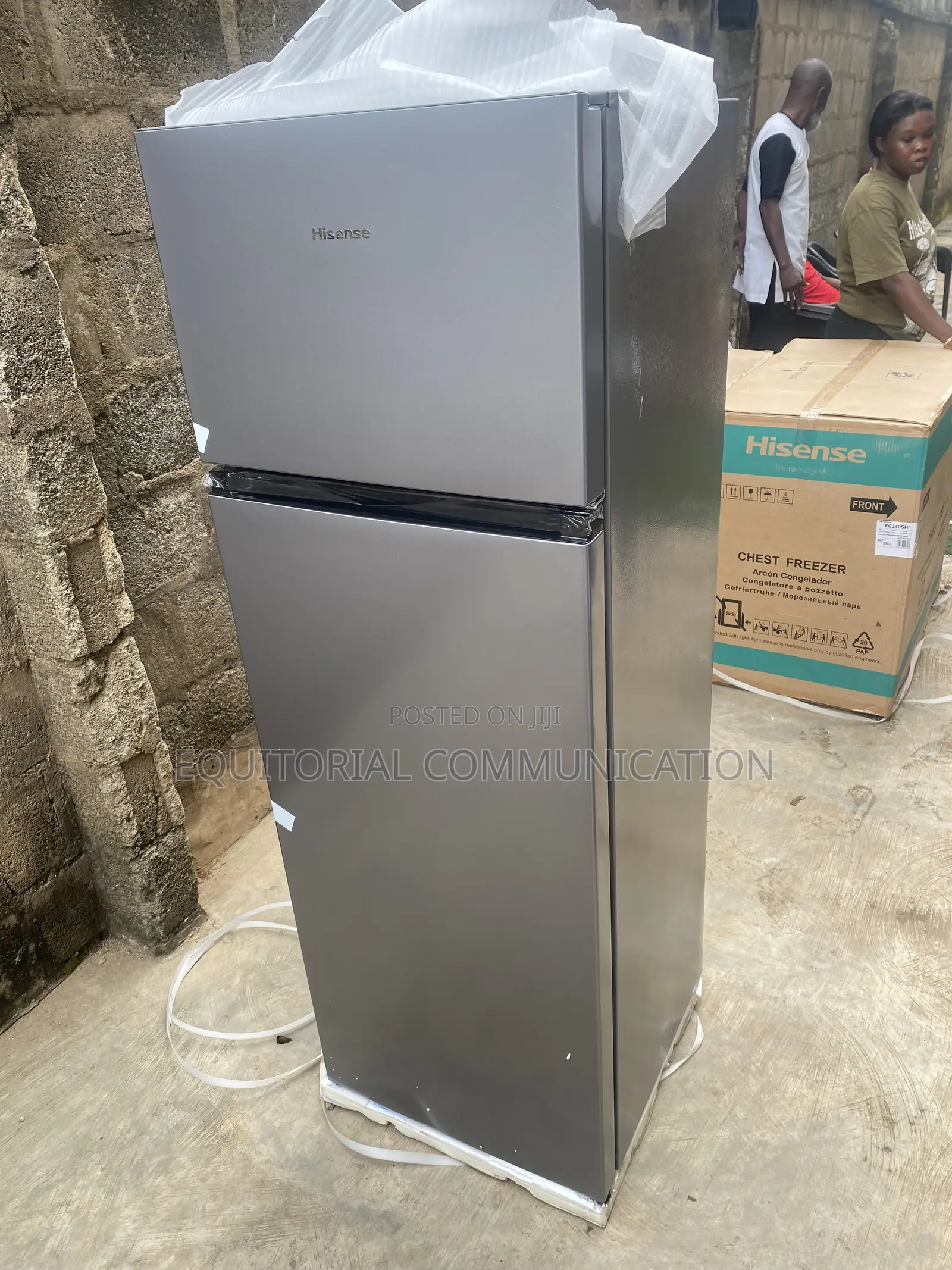 Hisense 240L REF240DR Spacious Top Freezer Refrigerator