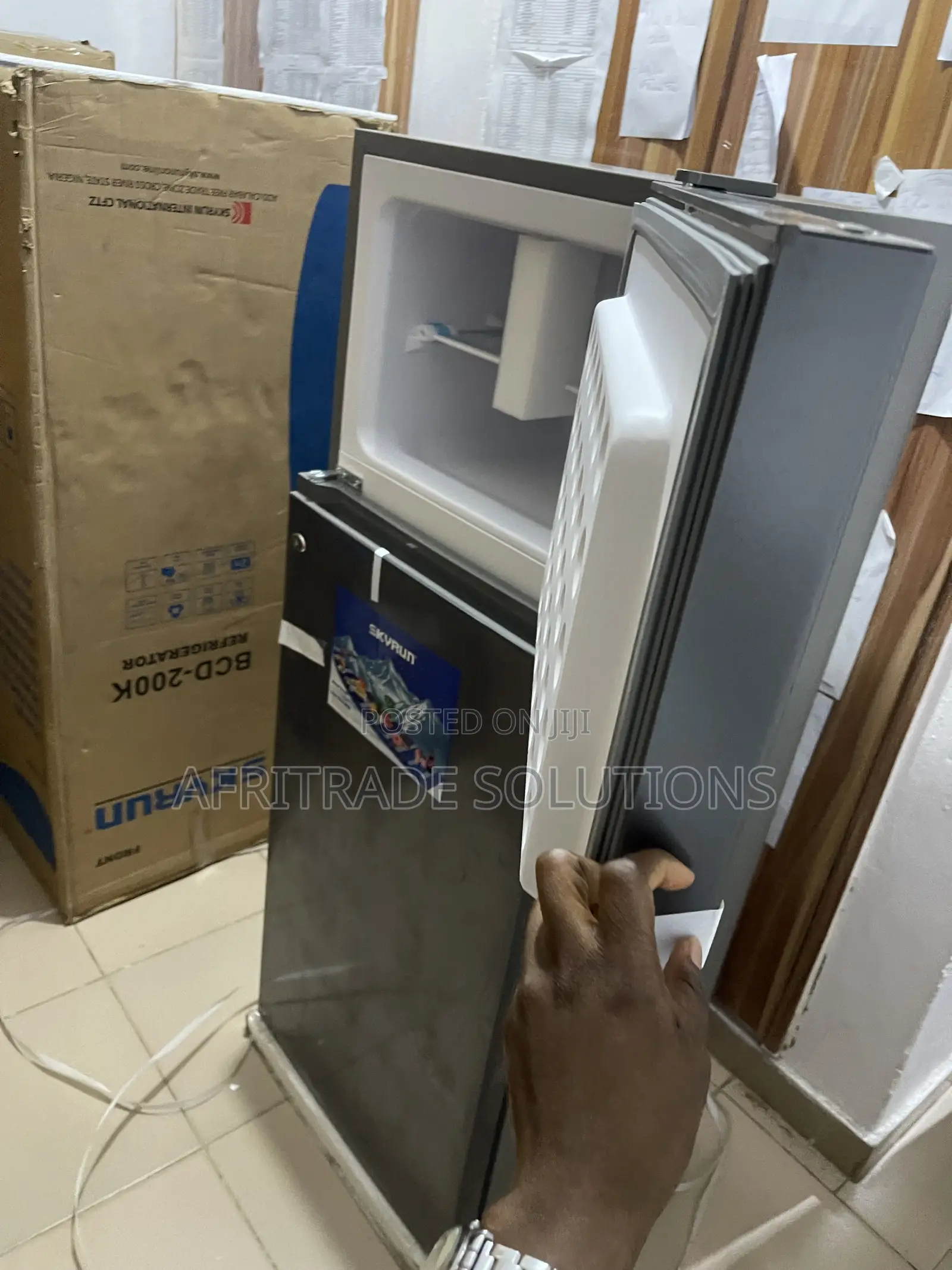 Skyrun BCD-200K 200L Modern Refrigerator