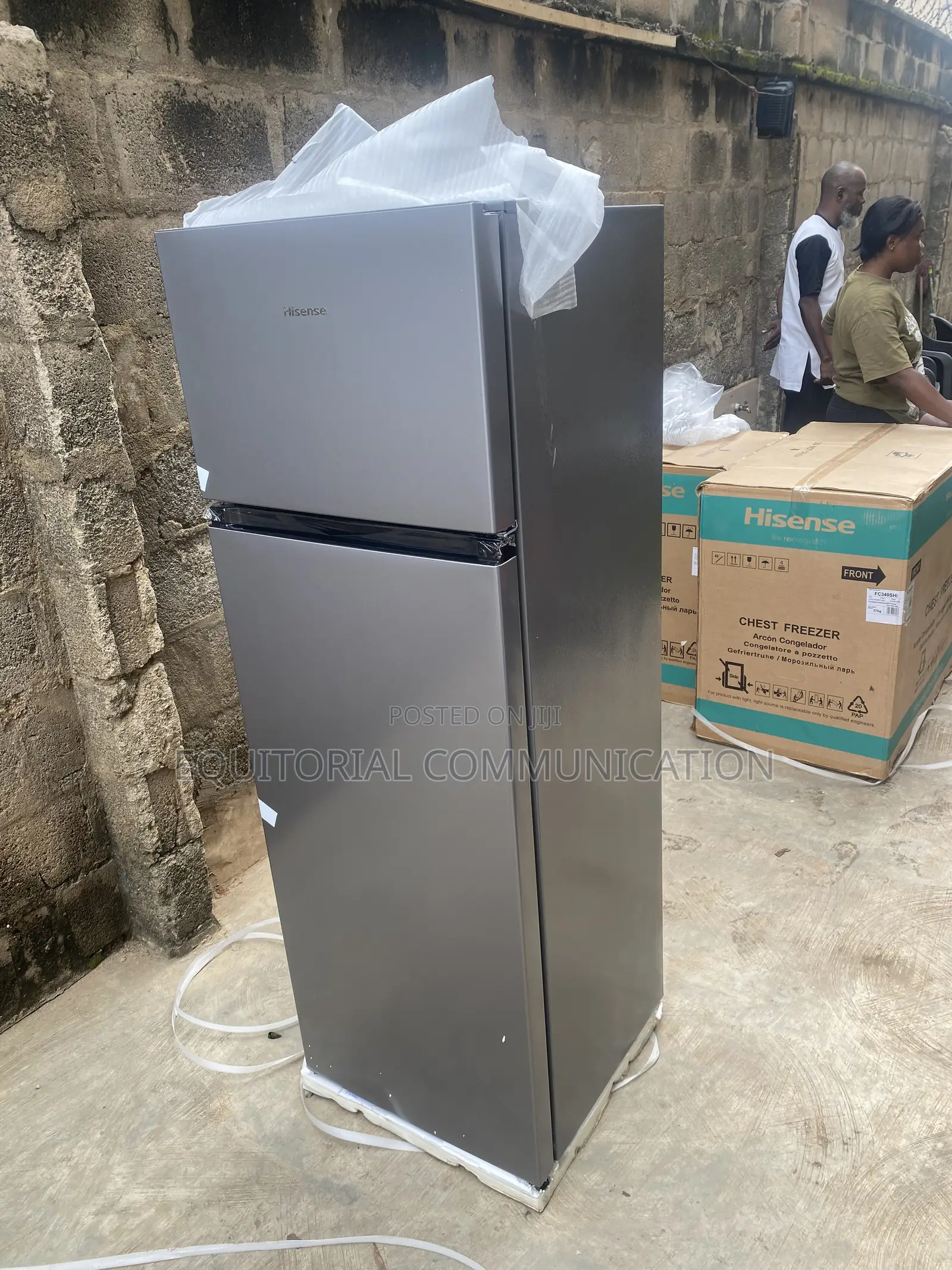 Hisense REF240DR 240L Fresh Food Top Freezer Fridge