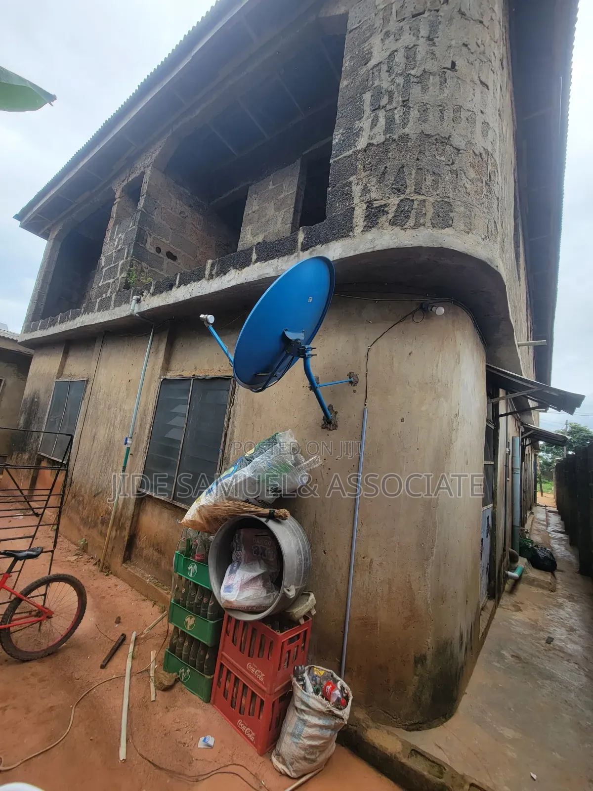 2bdrm Block of Flats in Ayobo for sale