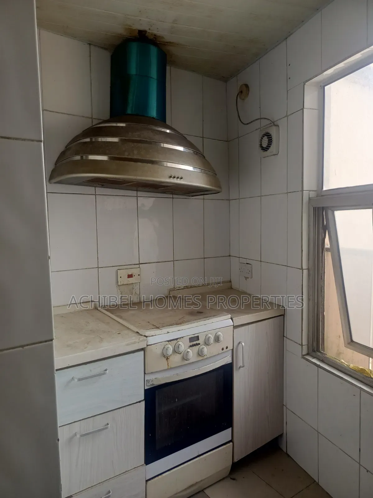 Mini Flat in 1004 for rent