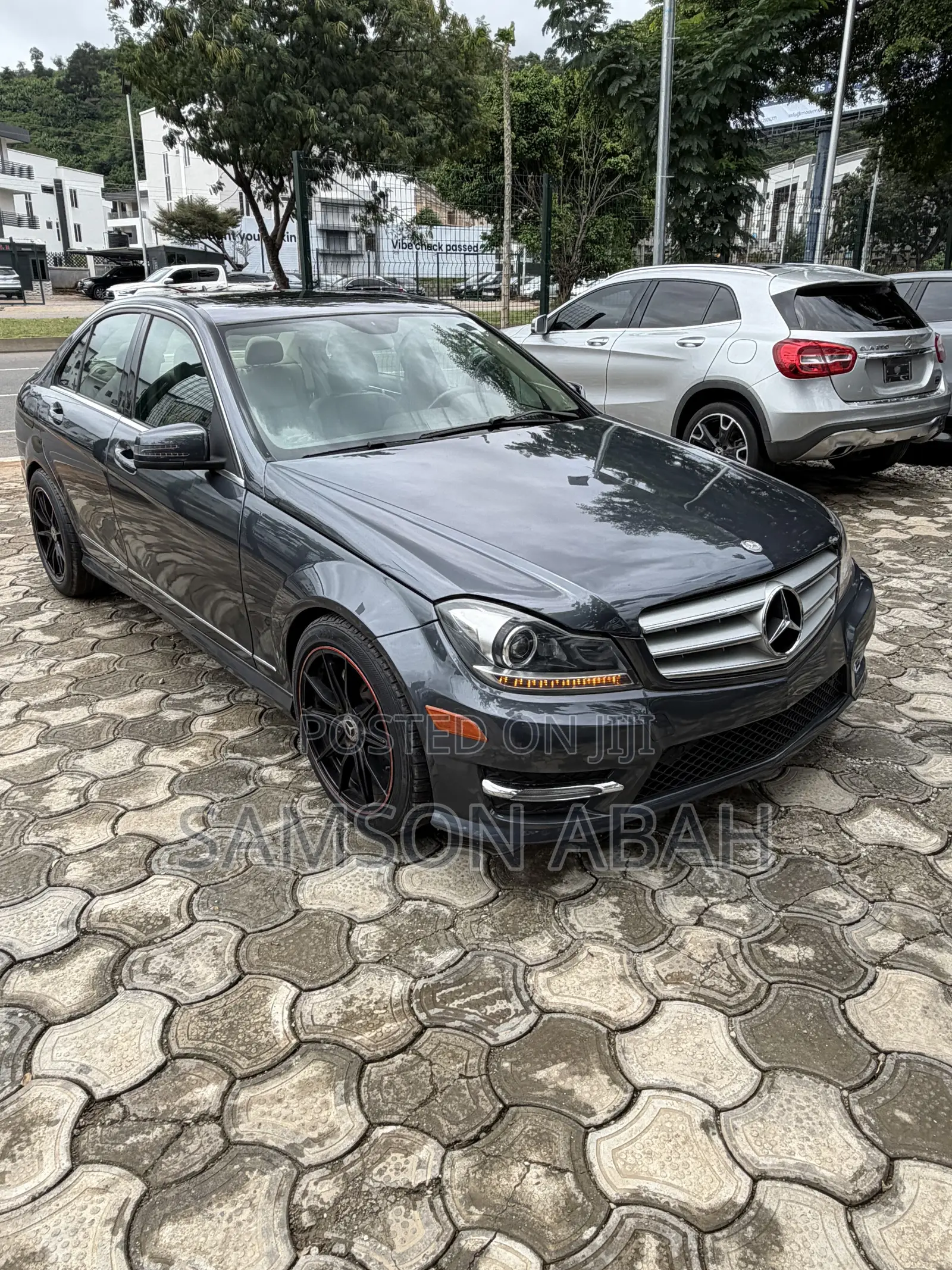 Mercedes-Benz C300 2013 Gray