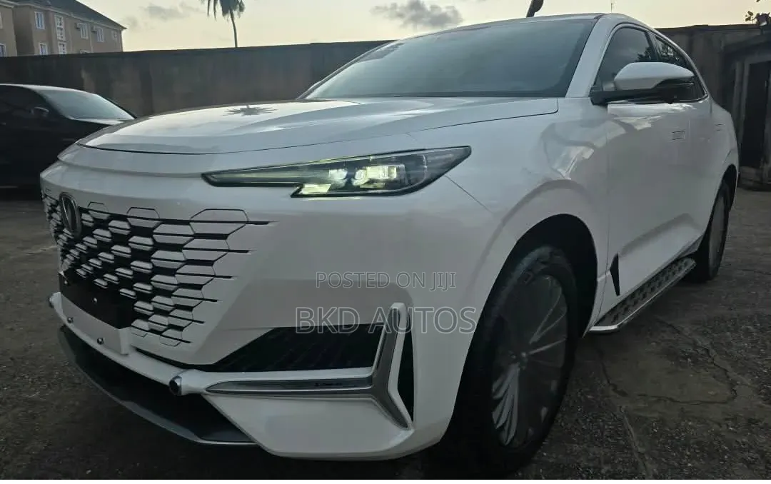 Changan UNI-K 2.0 Petrol AWD 2022 White