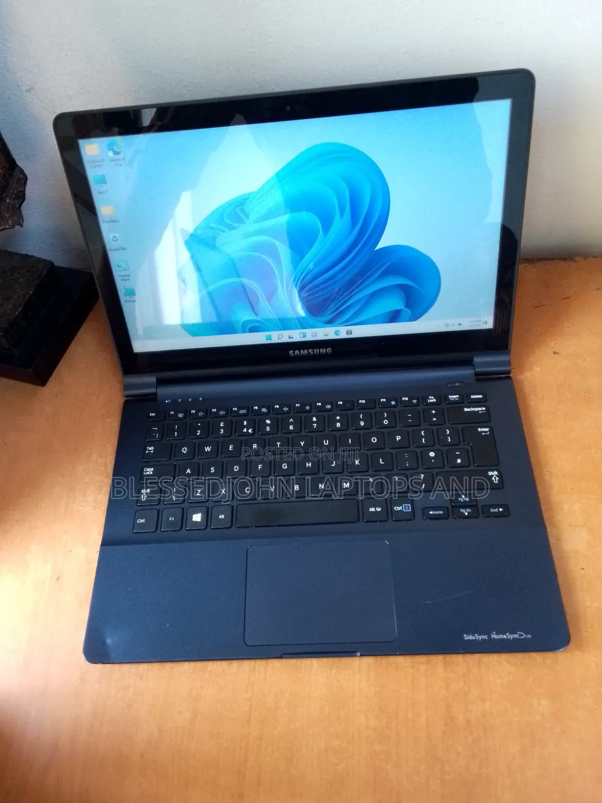 Laptop Samsung 4GB SSD 128GB