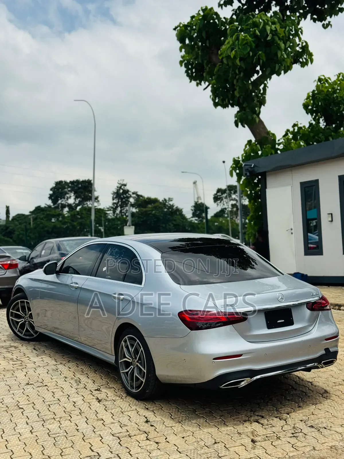 Mercedes-Benz E350 2021 Silver