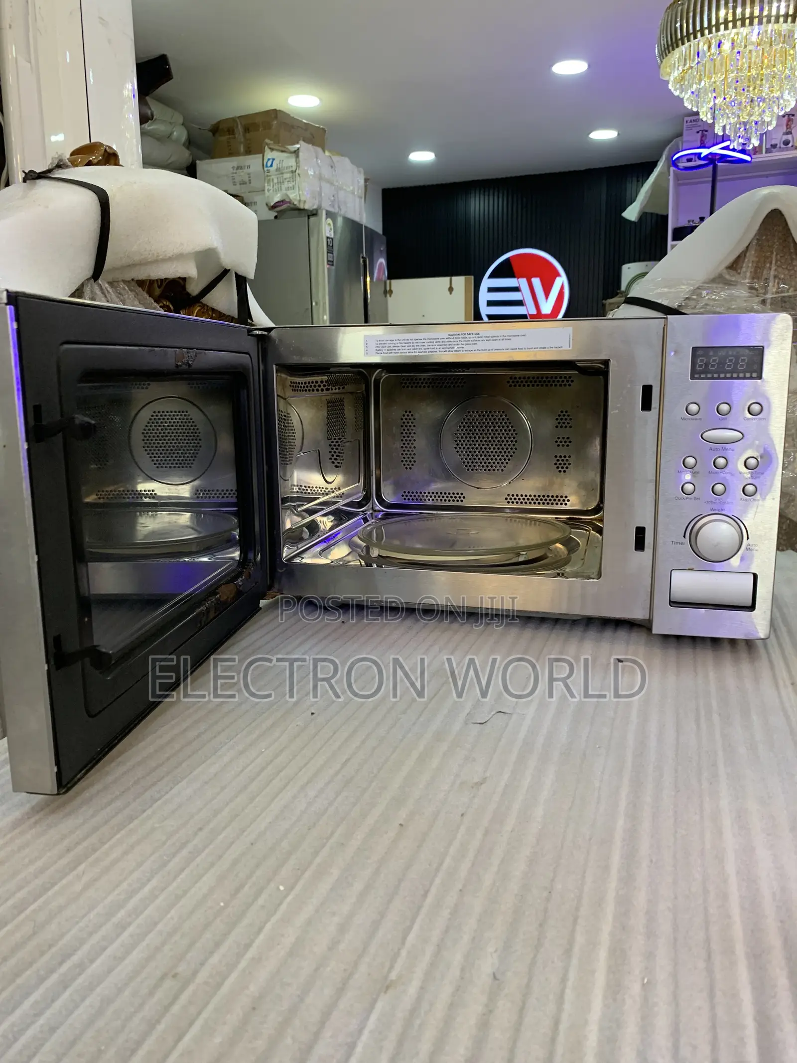 25lit Russell Hobbs Microwave With Grill