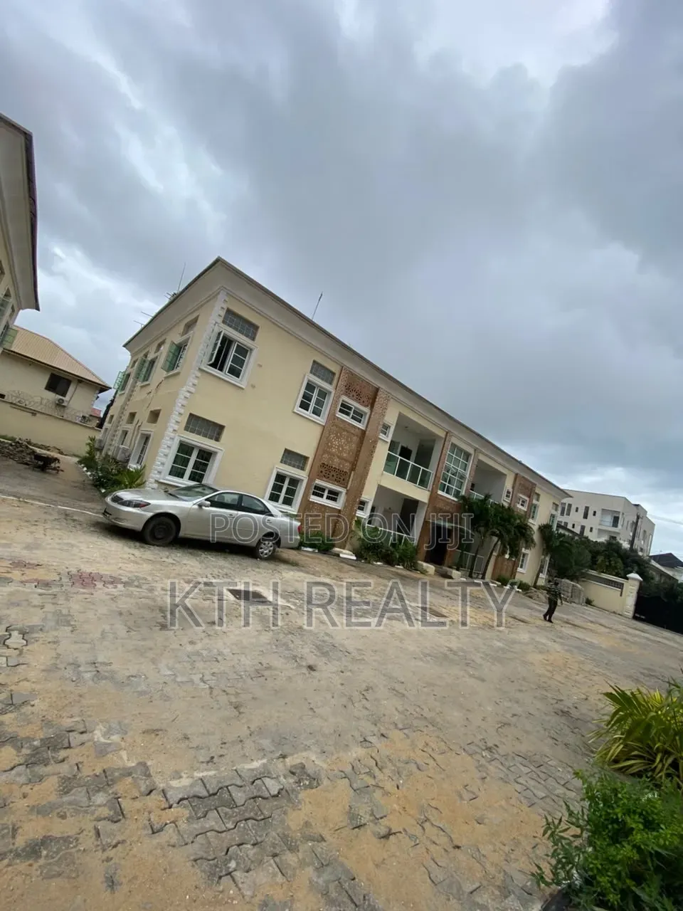 3bdrm Apartment in Lekki for rent