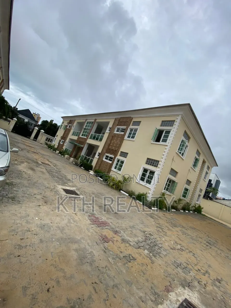 3bdrm Apartment in Lekki for rent