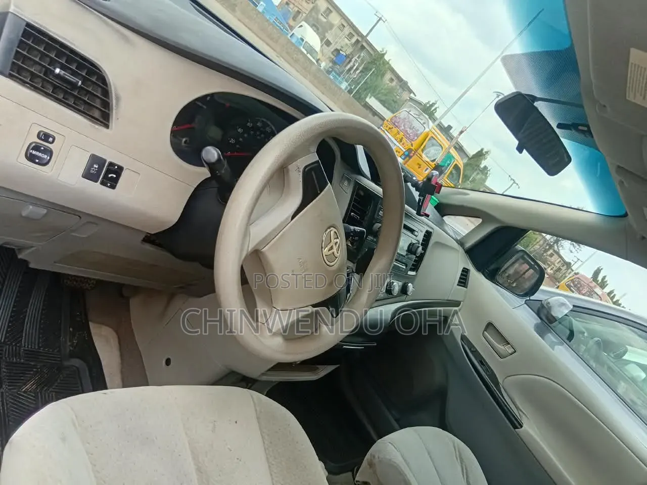 Toyota Sienna 2010 Black