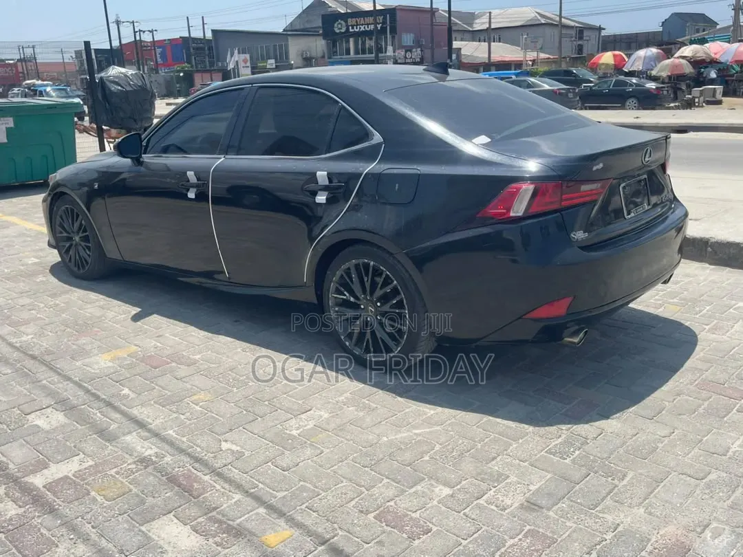 Lexus IS 250 4WD 2014 Black