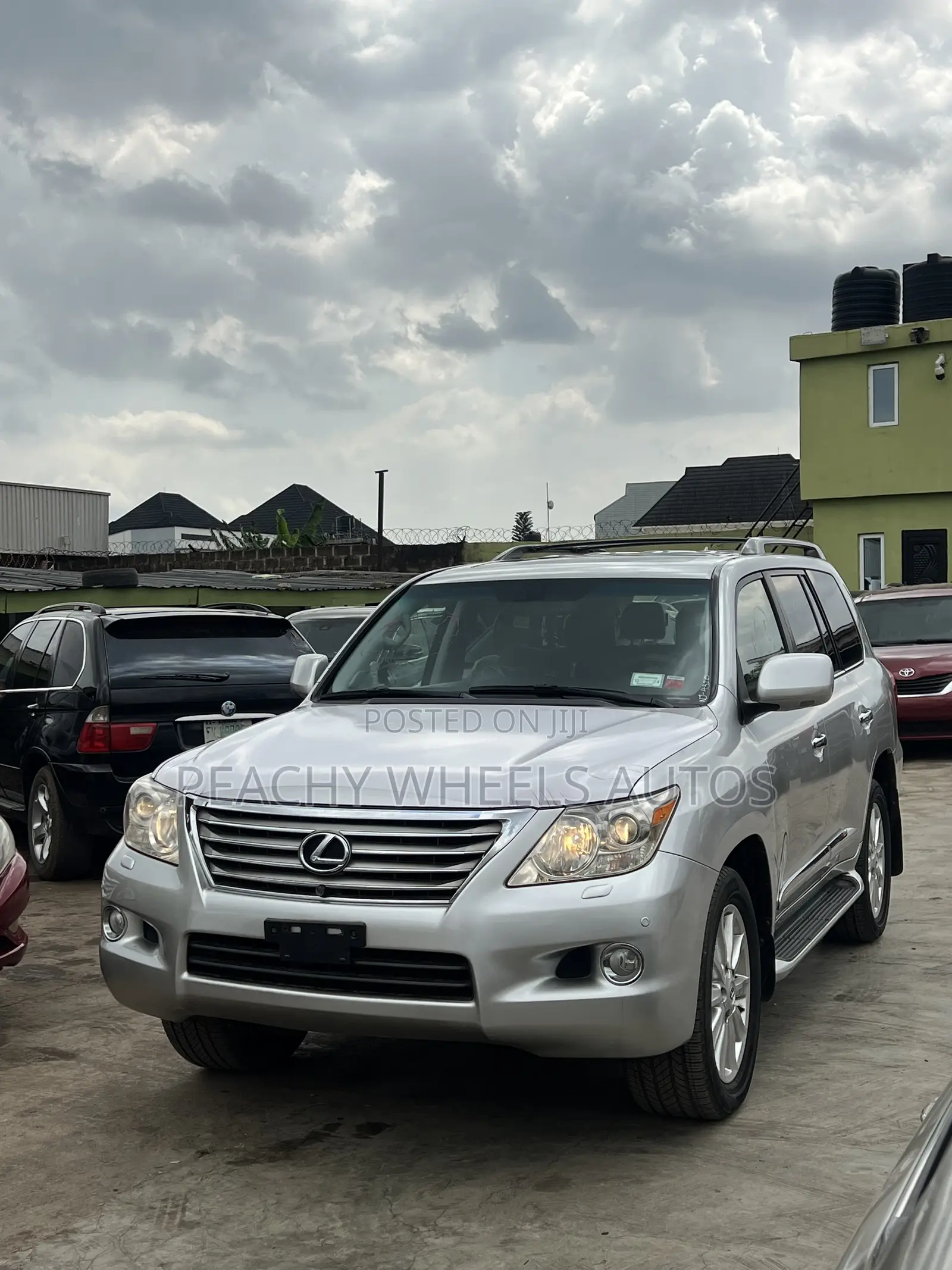 Lexus LX 570 2010 Silver