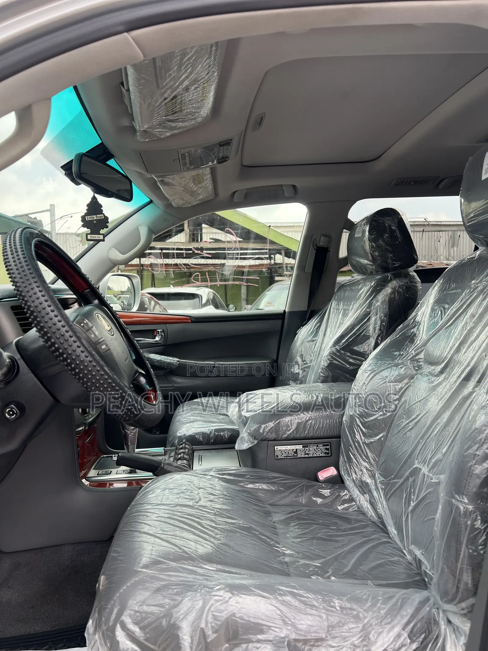 Lexus LX 570 2010 Silver